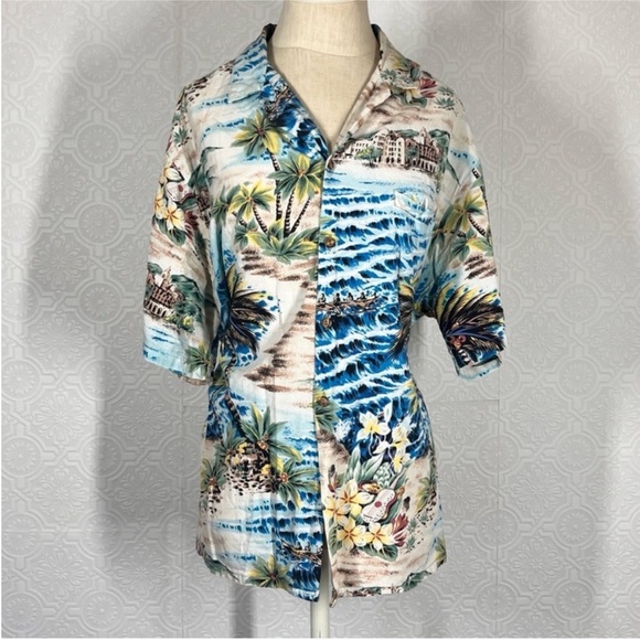 vintage Hawaiian shirt Other - Vintage BaRefoot Casual Button Down Shirt